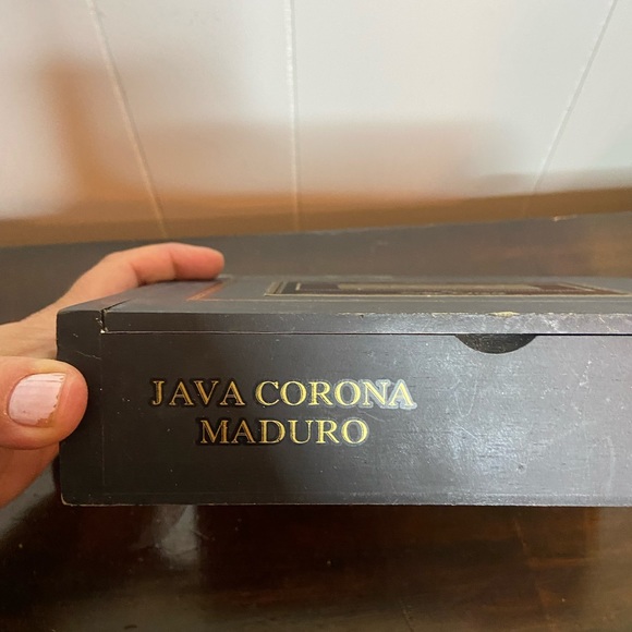 Java by corona madero Drew Estate Empty black wooden cigar box - Picture 6 of 8